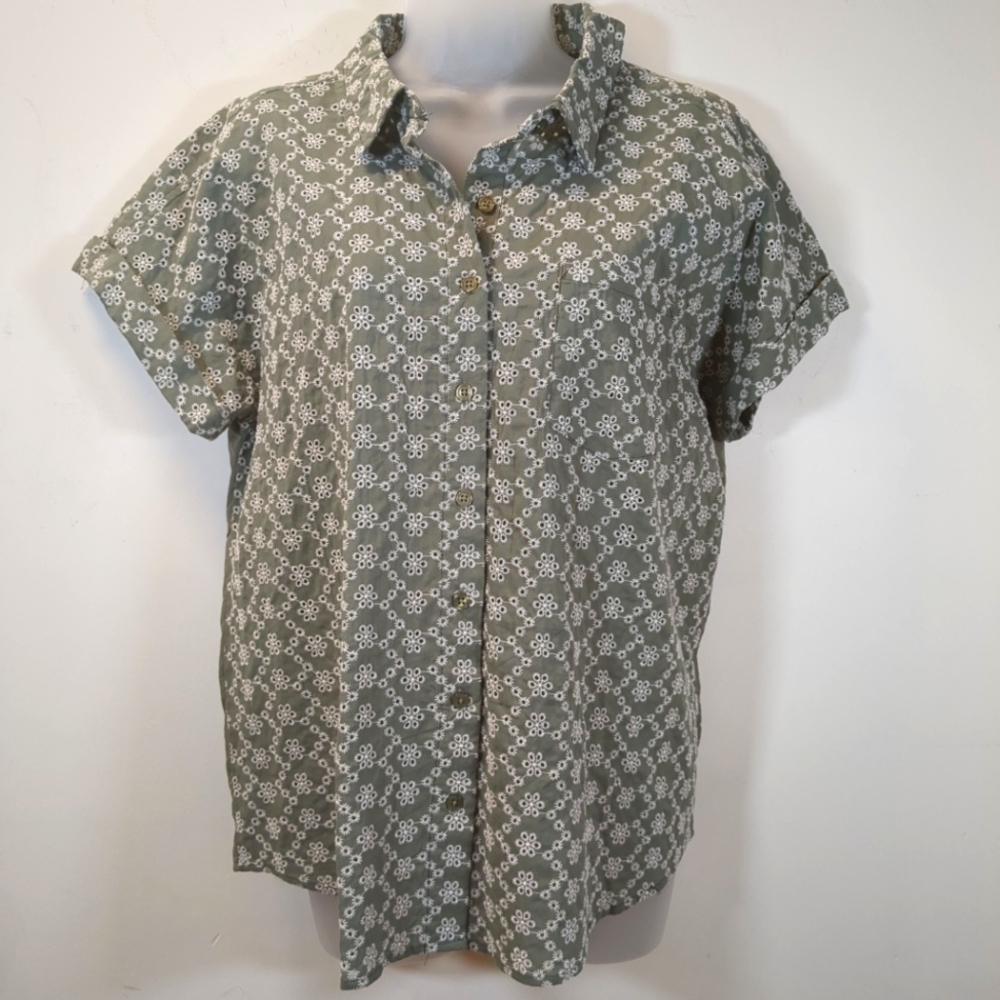 Cupio Women's Embroidered Green Floral Button-Down Shirt , NWT , Size L